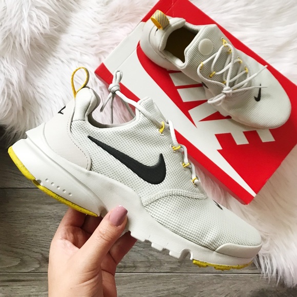 Nike presto fly womens size 7.5 youth size 6 - Picture 3 of 8